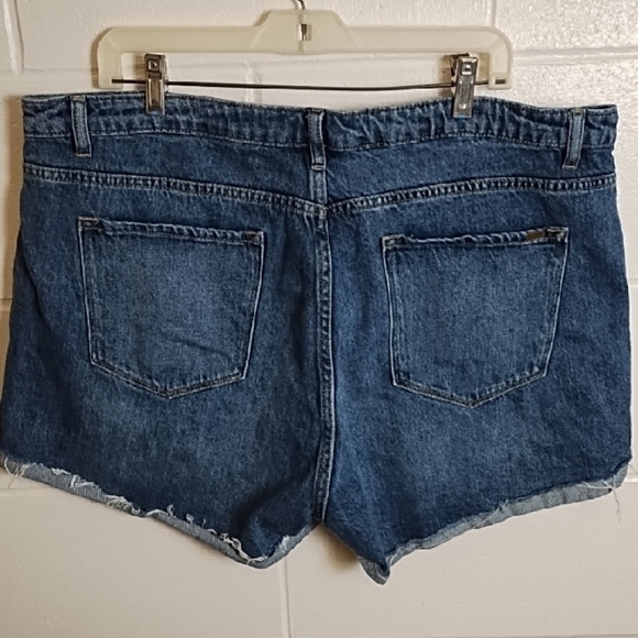 Button Front 100% Cotton Denim Jean Shorts Distressed Cut-Off Style - Picture 3 of 13